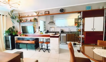 Apartamento 2 quartos com suíte, próximo a Ponte  Hercílio Luz, Florianópolis, Sc