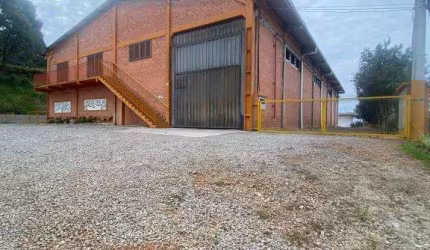 Pavilhão / Depósito Centro Flores da Cunha