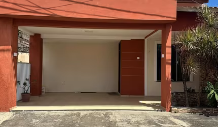 E - Vendo casa em condições no Planalto Pingão
