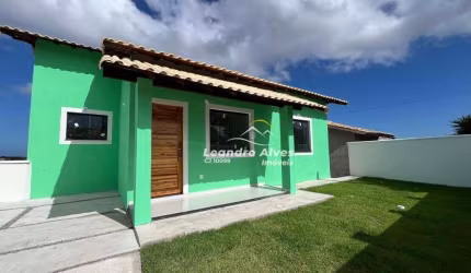 Casa com 2 dormitórios à venda, 80 m² por R$ 385.000,00 - Jacaroá - Maricá/RJ