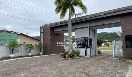 Terreno à venda, 216 m² por R$ 82.000,00 - Pindobas - Maricá/RJ