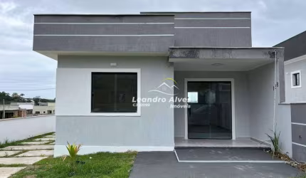 Casa com 2 dormitórios à venda, 66 m² por R$ 370.000,00 - Pindobas - Maricá/RJ