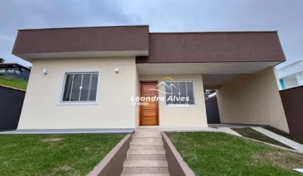 Casa com 3 dormitórios à venda, 98 m² por R$ 520.000,00 - Itapeba - Maricá/RJ