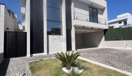 Casa à venda com 3 suítes no Roncáglia, Valinhos.