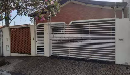 Casa à venda em Campinas, Jardim Flamboyant, com 3 quartos, com 230 m²