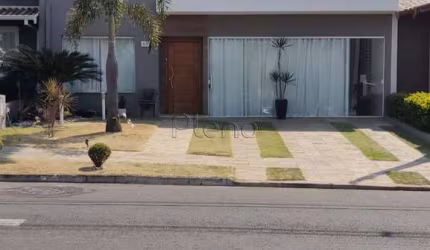 Casa à venda em Paulínia, Cascata, com 3 quartos, com 300 m², Campos do Conde I