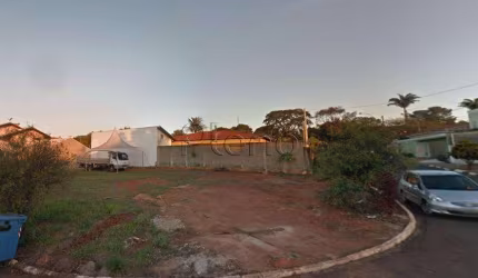 Terreno à venda em Paulínia, Jardim de Itapoan, com 682 m²