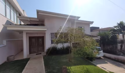 Casa à venda em Valinhos, Loteamento Residencial Santa Gertrudes, com 3 suítes, com 224 m²
