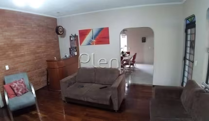 Casa à venda em Campinas, Jardim García, com 3 quartos, com 180 m²
