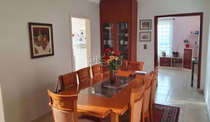 Casa à venda em Campinas, Jardim Conceição (Sousas), com 3 quartos, com 287 m²