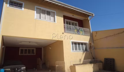 Sobrado à venda em Campinas, Jardim Nova Europa, com 4 suítes, com 260 m²