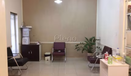 Casa à venda em Campinas, Jardim Guanabara, com 2 suítes, com 330 m²