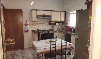 Sobrado à venda em Campinas, Jardim Proença, com 4 quartos, com 312 m²
