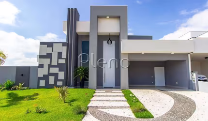 Casa à venda com 3 suítes no Condomínio Residencial Mont'alcino, Valinhos.