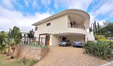 Sobrado à venda em Valinhos, Chácaras Silvania, com 4 suítes, com 380 m²