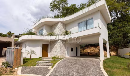 Casa à venda no Reserva do Itamaracá, 4 suítes - Valinhos.