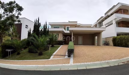 Sobrado à venda com 4 suítes no Loteamento Mont Blanc Residence, em Campinas