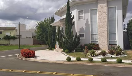 Sobrado à venda em Paulínia, Parque Brasil 500, com 4 suítes, com 440 m², Residencial Villa Lobos