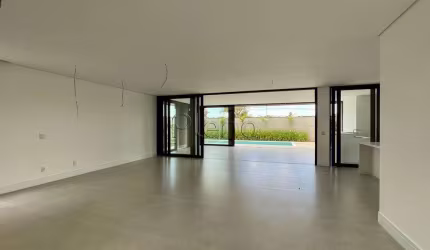Casa à venda no Loteamento Residencial Arborais, 4 quartos - Campinas.