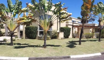 Venda | Casa com 570,00 m², 4 dormitório(s), 4 vaga(s). Cachoeira, Vinhedo