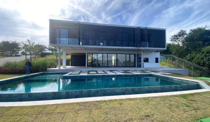 Casa à venda no Fazenda Serra Azul, 4 quartos - Itupeva.