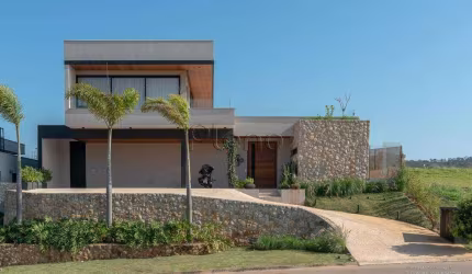 Casa à venda no condomínio Serra Azul, Itupeva.