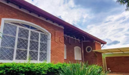 Casa à venda com 3 quartos no Parque Cecap em Valinhos!