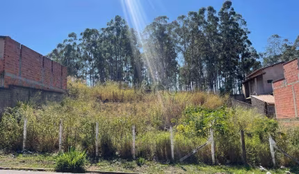 Terreno à venda no Jardim Portugal, Valinhos