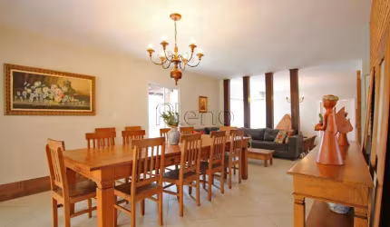 Casa à venda com 5 quartos no Vila Brandina, Campinas