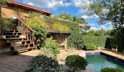 Sobrado à venda com 3 quartos na Vila Brandina, Campinas