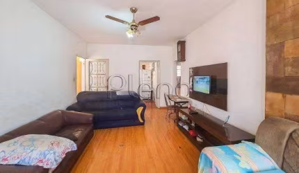 Casa à venda com 2 quartos no São Bernardo, Campinas.