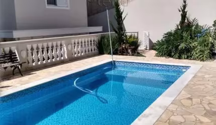 Casa à venda com 6 suítes no Parque Terranova, Valinhos.
