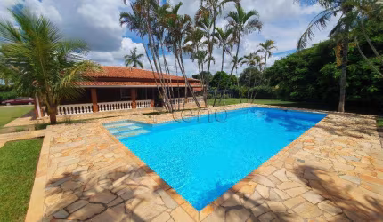 Casa à venda no com 3 quartos Parque Xangrilá, Campinas.