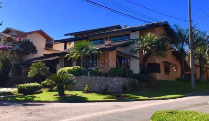 Casa para venda e locação com 4 suítes no Alpes de Vinhedo, Vinhedo.