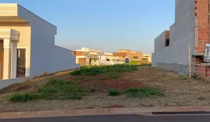 Terreno á venda com 300 m² no Parque Brasil 500, Paulínia