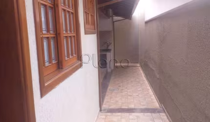 Casa à venda com 3 quartos no Santa Marina, Valinhos.