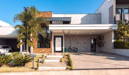 Casa à venda com 3 suítes no Residencial Dona Lucilla, em Indaiatuba