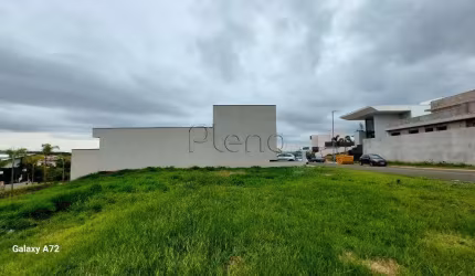 Terreno à venda com 300m² no La Dolce Vita, em Paulinia