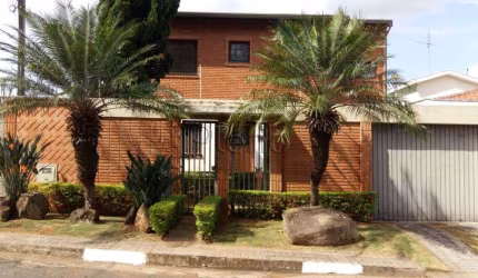 Casa à venda com 4 quartos no Jardim Chapadão, Campinas.