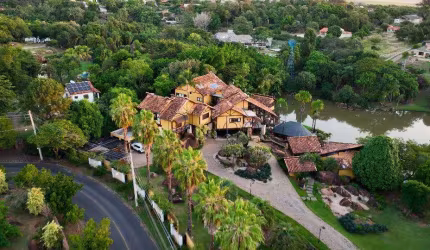 Casa à venda com 4 suítes no Residencial Vale das Laranjeiras em Indaiatuba