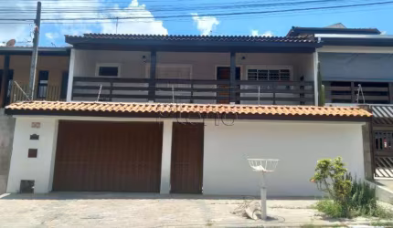 Casa à venda com 3 quartos no João XXIII, Vinhedo.
