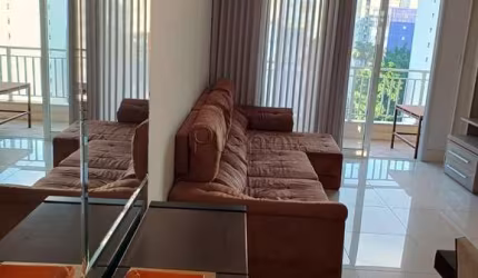 Apartamento à venda com 3 quartos na Vila Itapura, Campinas.
