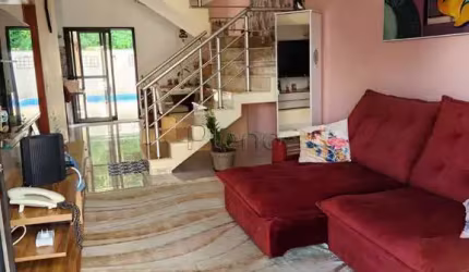 Sobrado à venda com 3 suítes no Jardim Panorama em Indaiatuba