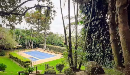 Casa à venda com 3 quartos no Residencial Vale da Santa Fé, Vinhedo.