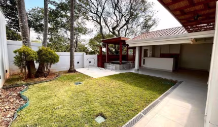 Sobrado à venda com 5 dormitórios no Bairro das Palmeiras em Campinas