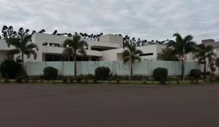 Casa à venda com 3 suítes no Residencial Athenas, Paulínia.