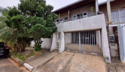 Casa à venda com 3 quartos no Parque Jambeiro, Campinas.