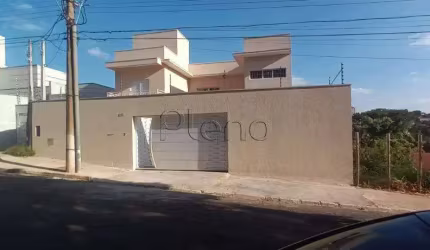 Casa à venda com 4 quartos no Jardim Lumen Christi, Campinas.