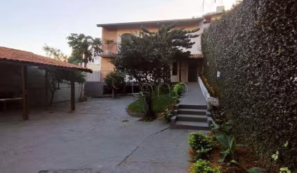 Casa à venda com 3 quartos no Jardim Alto da Boa Vista, Valinhos.