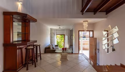Casa com 4 quartos à venda em condomínio no Jardim Guarani, em Campinas.